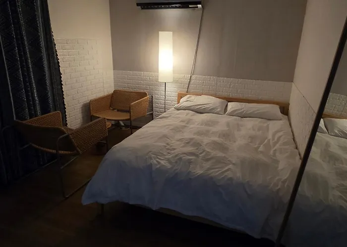 언주역 따뜻한 2룸집 Apartment Seoul